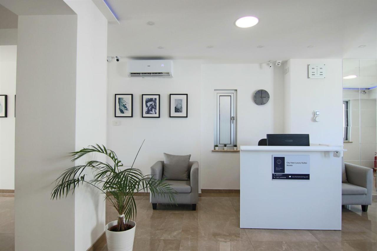 Phaedrus Living: Luxury Suite Nicosia 502 Exterior photo